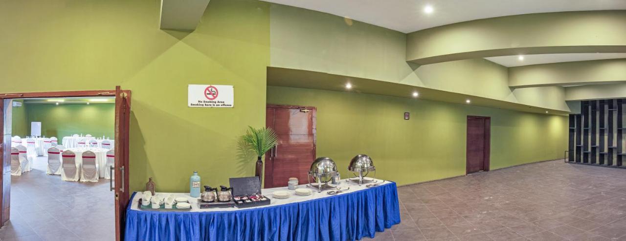 คลับ มหินทรา คอร์เบต Hotel Dhikuli ภายนอก รูปภาพ